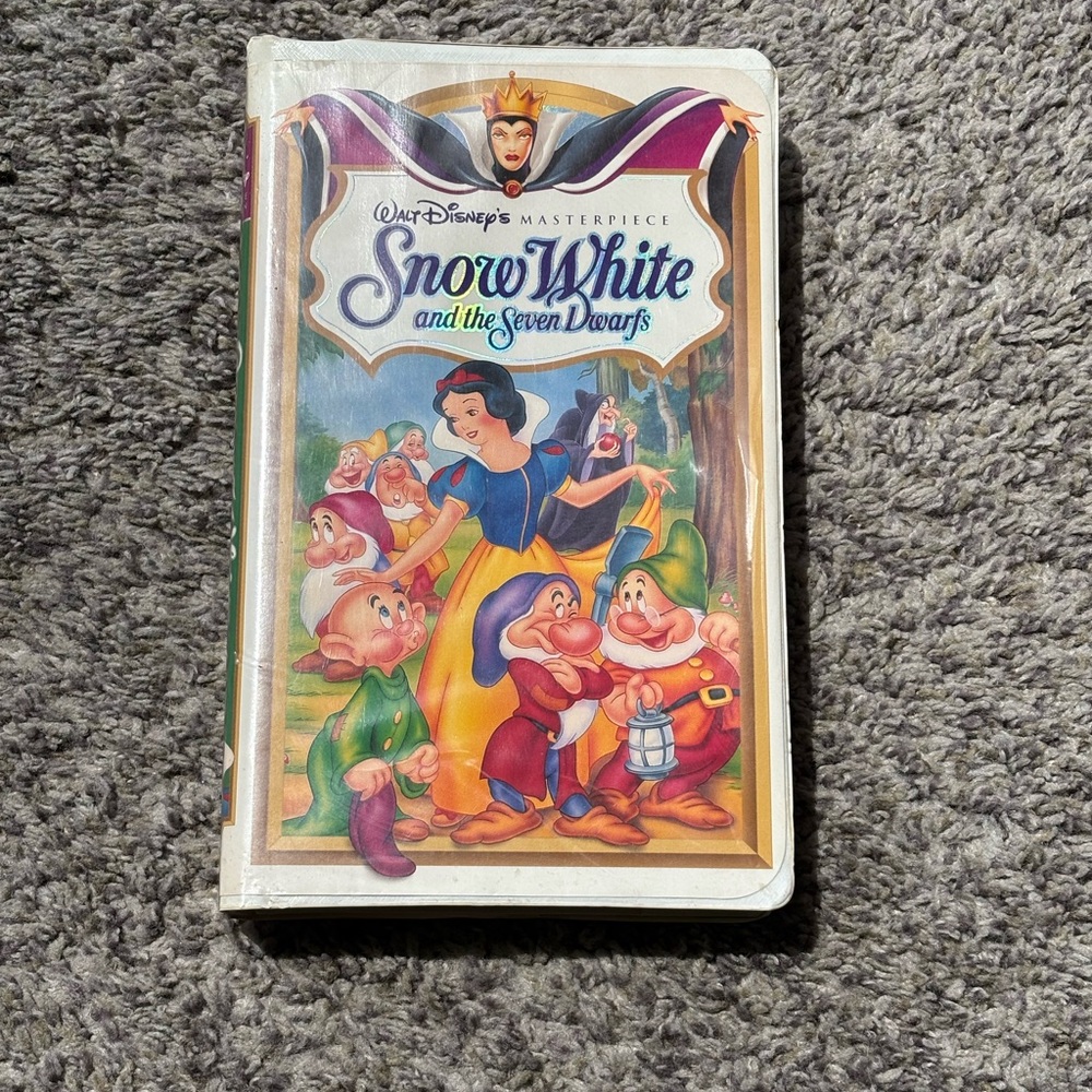 Disney Snow White Vintage VHS - Masterpiece Collection